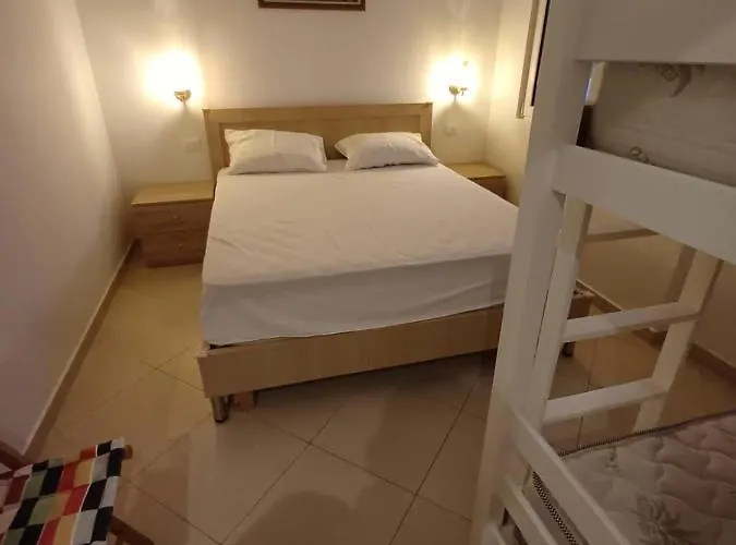 Apartment A&a