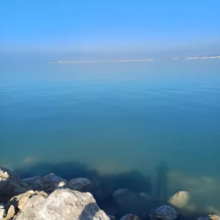 A&a Apartment Golem (Tirana)